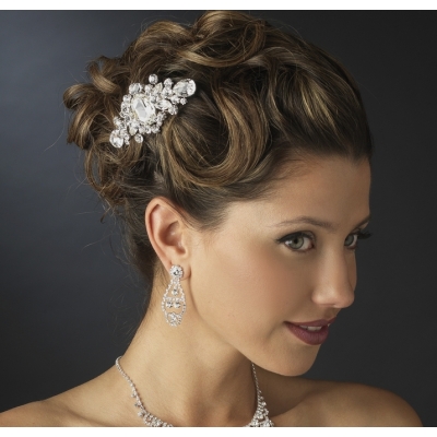 Swarovski Crystal vs Cubic Zirconia Bridal Jewellery - Which Is Better?